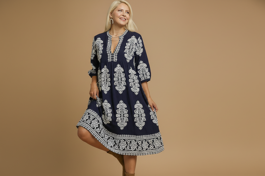 Blossom Embroidery Dress ￼