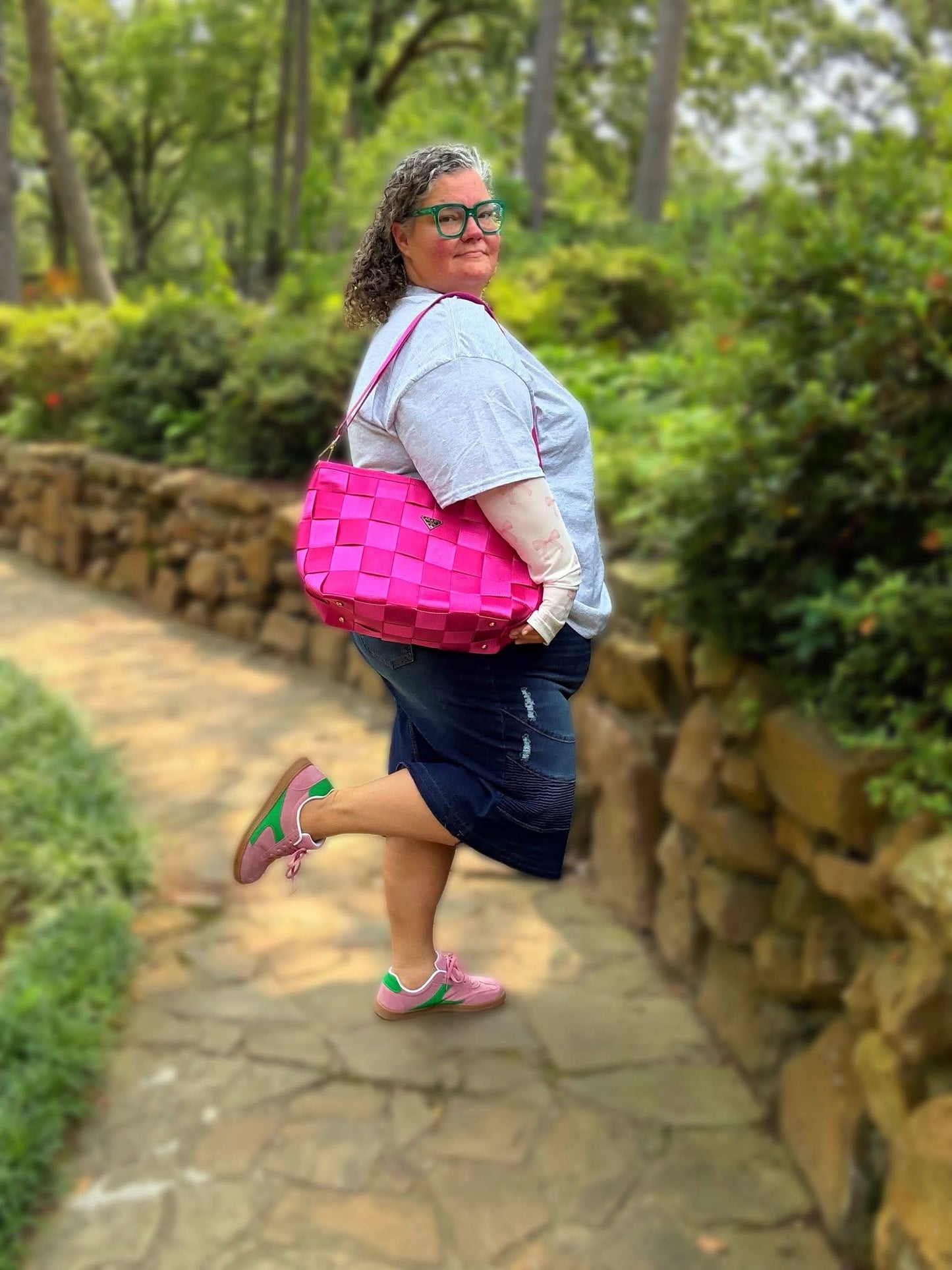 Daphne• Dark Wash Elastic Denim