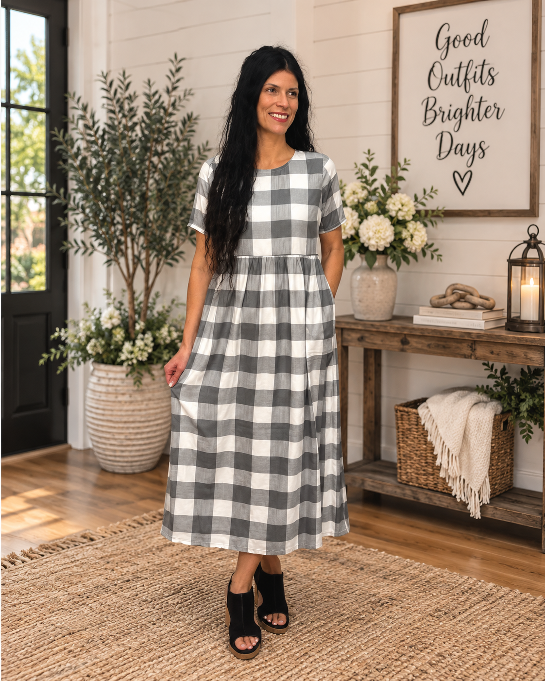 Deena• Short Sleeve Plaid Midi Dress
