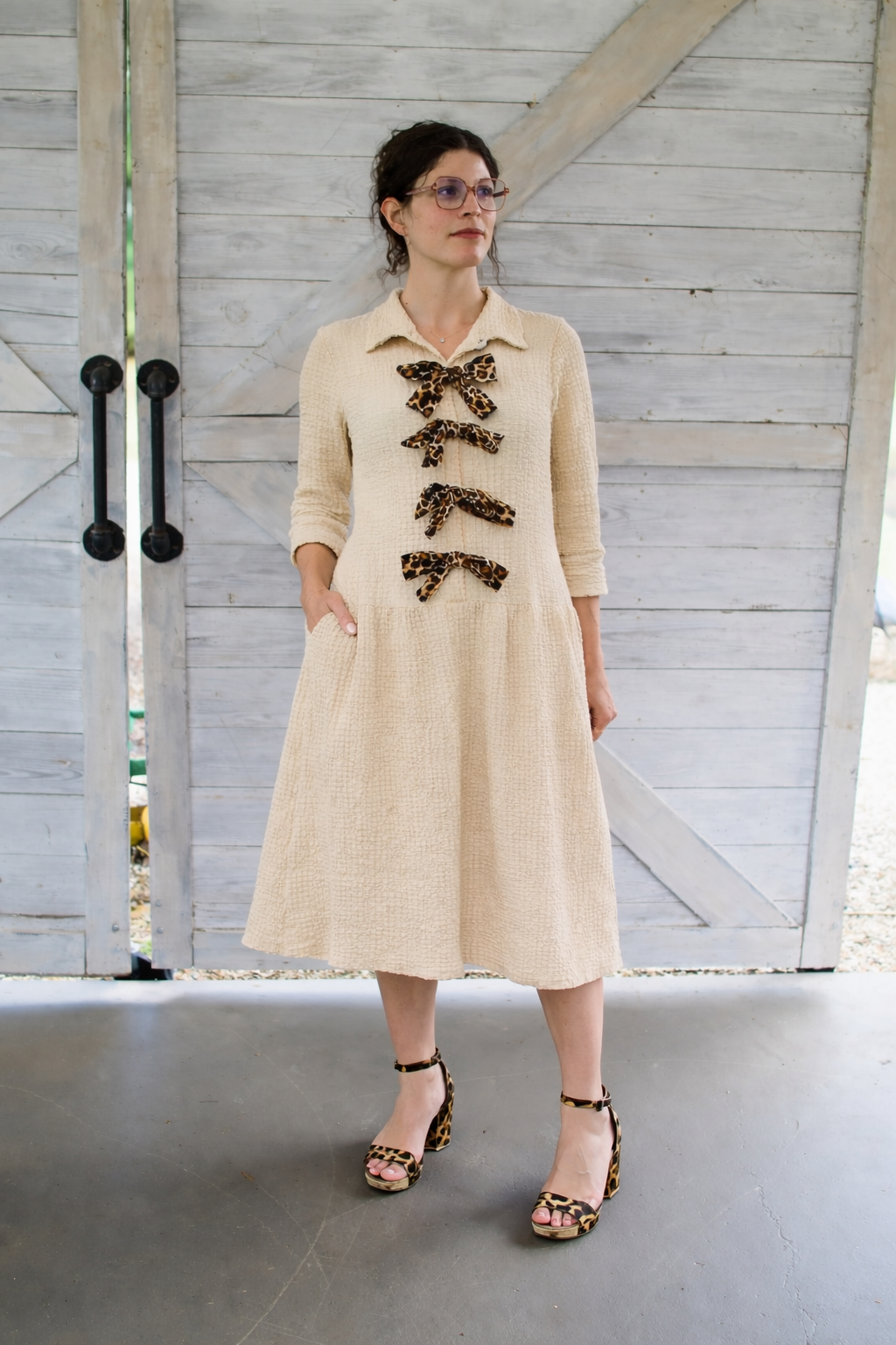 Elegant Midi Dress with Leopard Bows• Beige