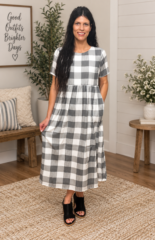 Deena• Short Sleeve Plaid Midi Dress