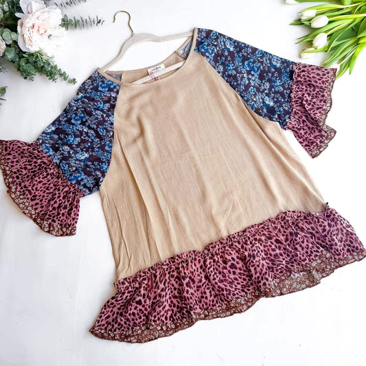 Haley• Raglan Leopard Ruffle Top